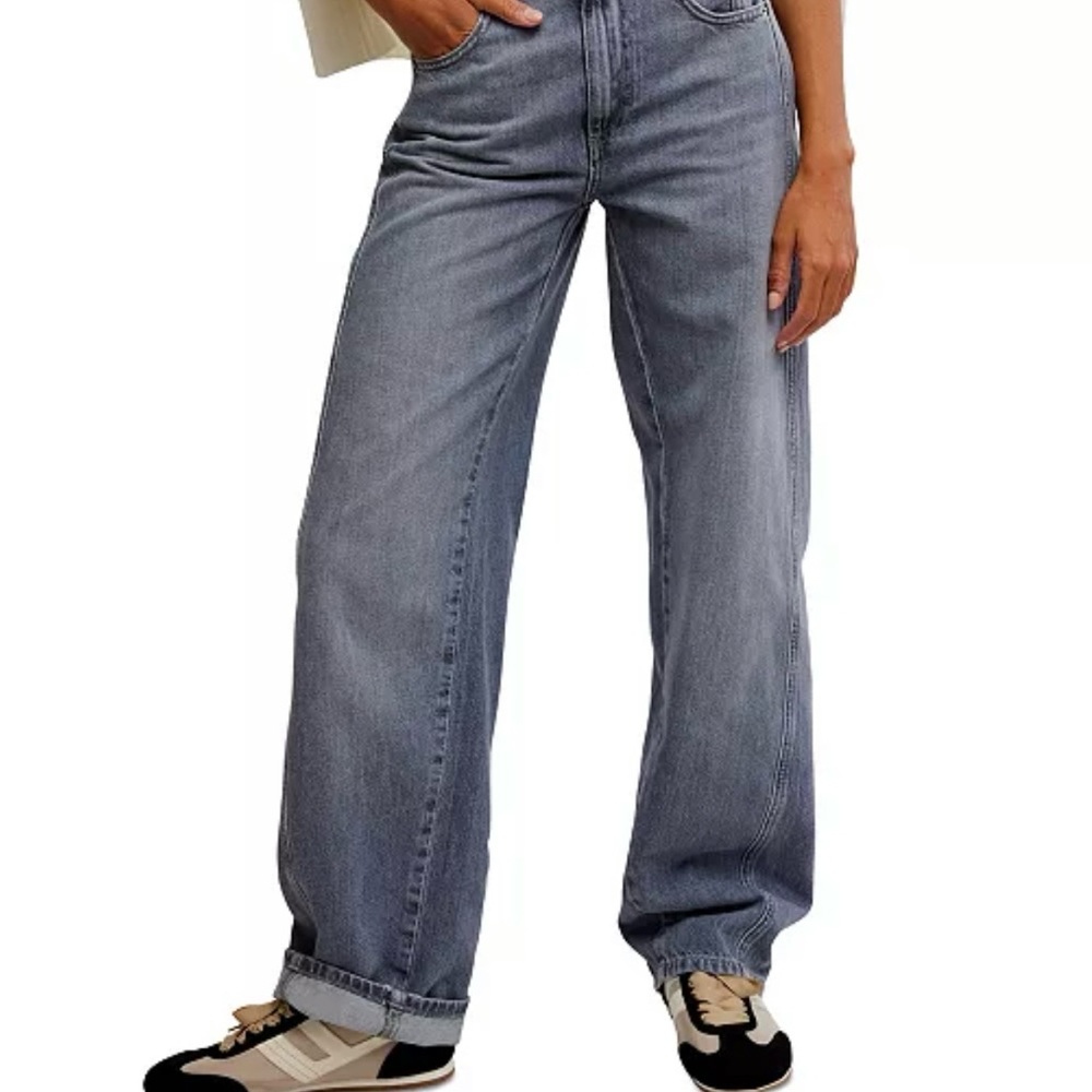 Free people Aster straight leg jeans NWT!!!
